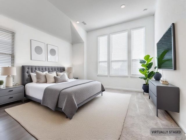 4727 Glen Isle Drive, Houston, TX 77009