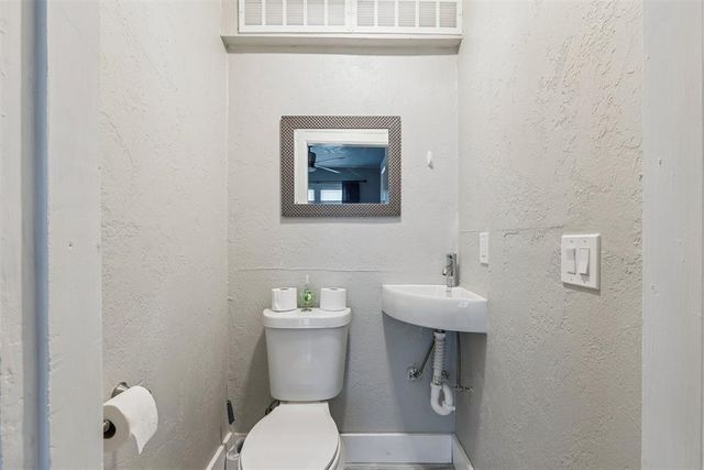 1104 NW 34th Street, Oklahoma City, OK 73118