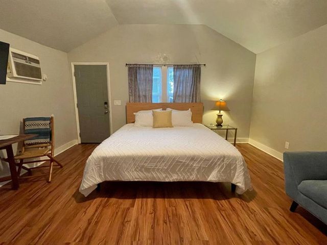 1104 NW 34th Street, Oklahoma City, OK 73118