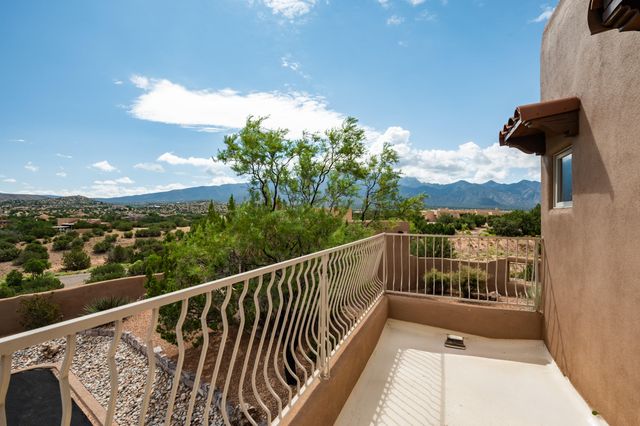 1 Dream Catcher Trail, Placitas, NM 87043