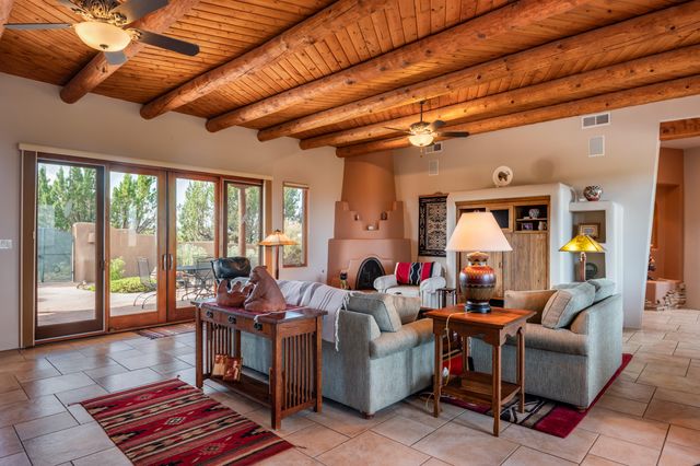 1 Dream Catcher Trail, Placitas, NM 87043