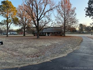 8335 S 36th West Avenue, Tulsa, OK 74132