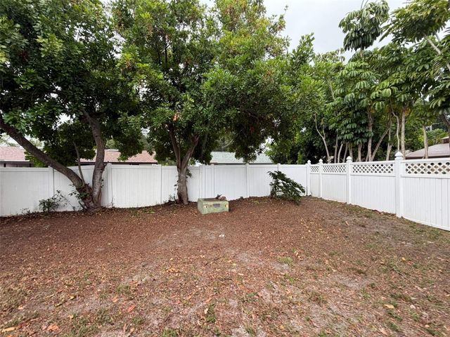1119 17TH AVENUE SW, Largo, FL 33778