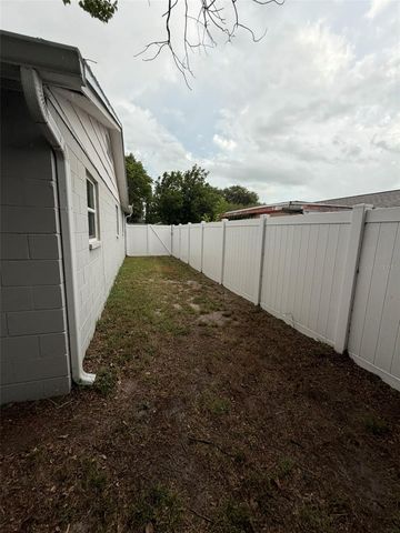 1119 17TH AVENUE SW, Largo, FL 33778