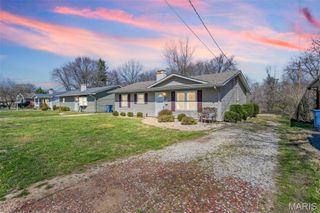 1443 Ladd Avenue, Edwardsville, IL 62025