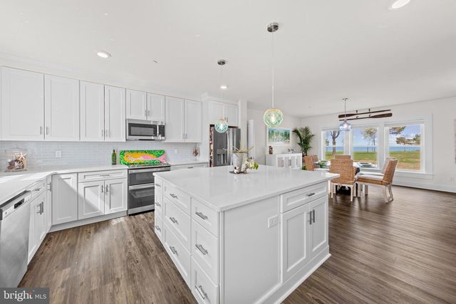 7650 FERRY COVE RD, Sherwood, MD 21665