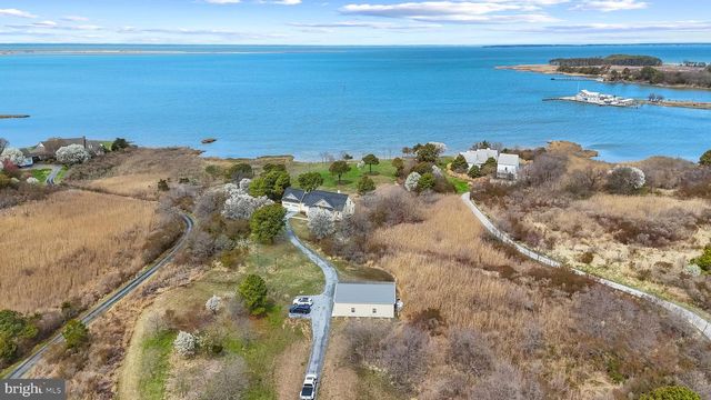 7650 FERRY COVE RD, Sherwood, MD 21665