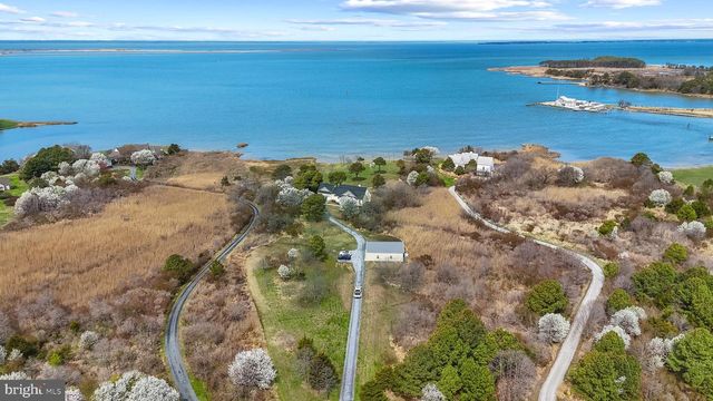 7650 FERRY COVE RD, Sherwood, MD 21665