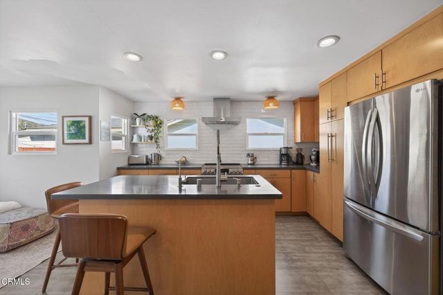 1681 San Nicholas Street, Ventura, CA 93001