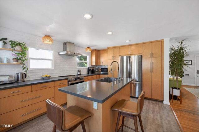 1681 San Nicholas Street, Ventura, CA 93001