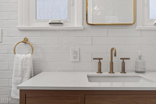 1681 San Nicholas Street, Ventura, CA 93001