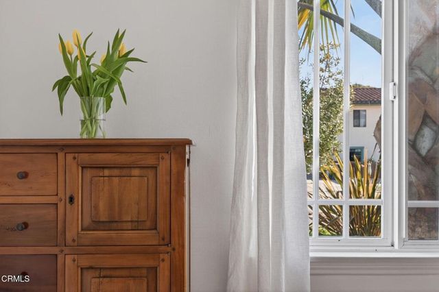 1681 San Nicholas Street, Ventura, CA 93001