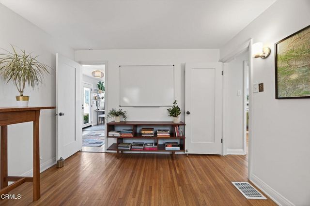 1681 San Nicholas Street, Ventura, CA 93001