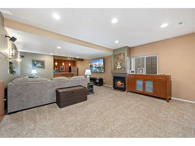 2991 Sanford Cir, Loveland, CO 80538