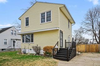 135 Guam Avenue, Mishawaka, IN 46545