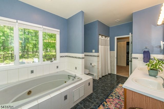 37 Green Rd, Sparta Twp., NJ 07871