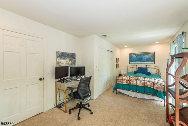 37 Green Rd, Sparta Twp., NJ 07871