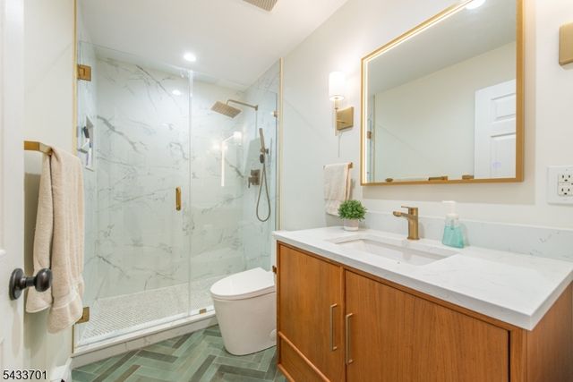 37 Green Rd, Sparta Twp., NJ 07871