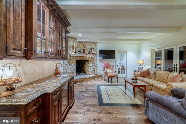 928 SWAMP RD, Furlong, PA 18925