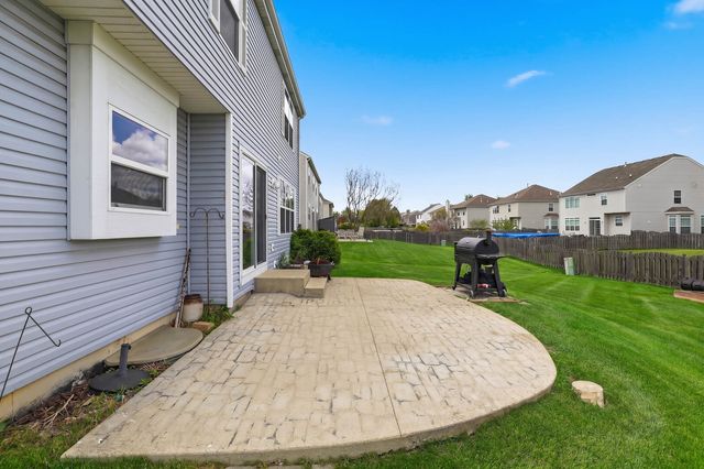 10664 Oregon Trail, Huntley, IL 60142