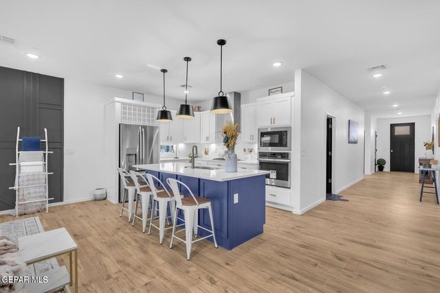 244 MAR VISTA Place, Horizon City, TX 79928