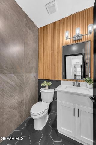 244 MAR VISTA Place, Horizon City, TX 79928