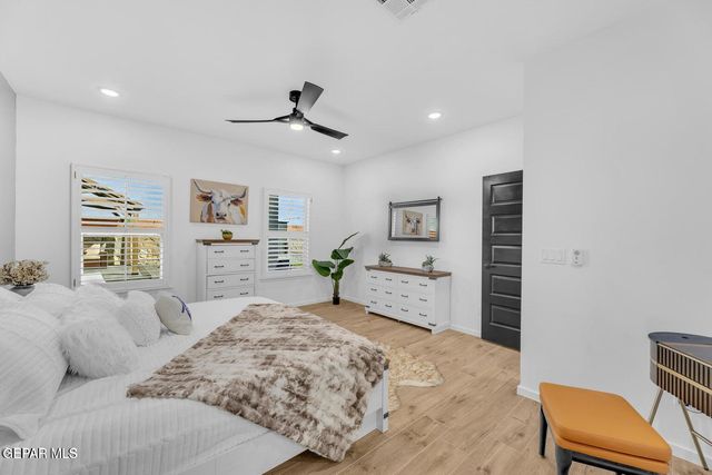 244 MAR VISTA Place, Horizon City, TX 79928