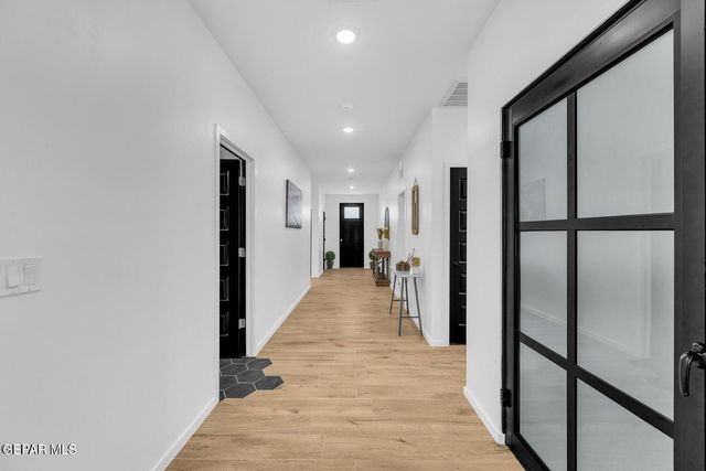 244 MAR VISTA Place, Horizon City, TX 79928