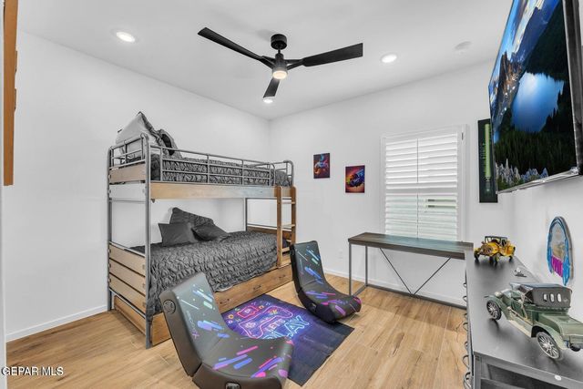 244 MAR VISTA Place, Horizon City, TX 79928