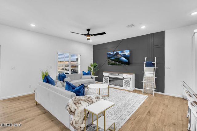 244 MAR VISTA Place, Horizon City, TX 79928