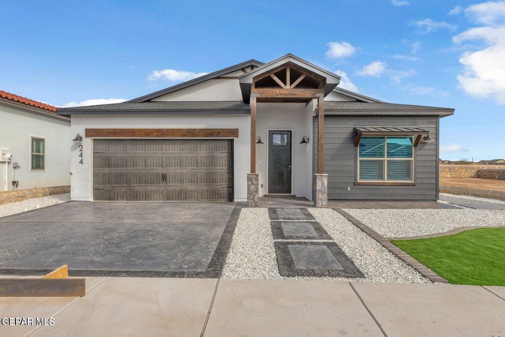 244 MAR VISTA Place, Horizon City, TX 79928