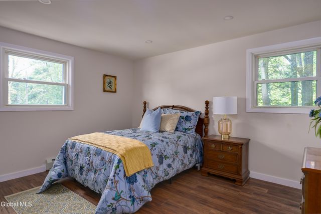 6 Van Dyke Avenue, Stamford, NY 12167