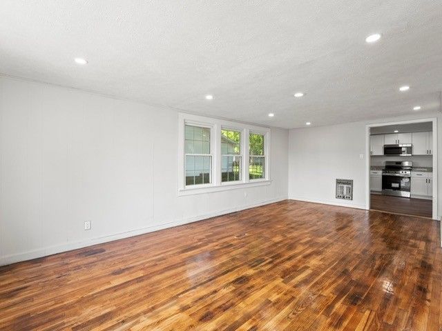 313 Tennessee Ave, S, Cowan, TN 37318