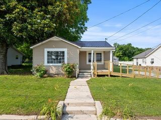 313 Tennessee Ave, S, Cowan, TN 37318