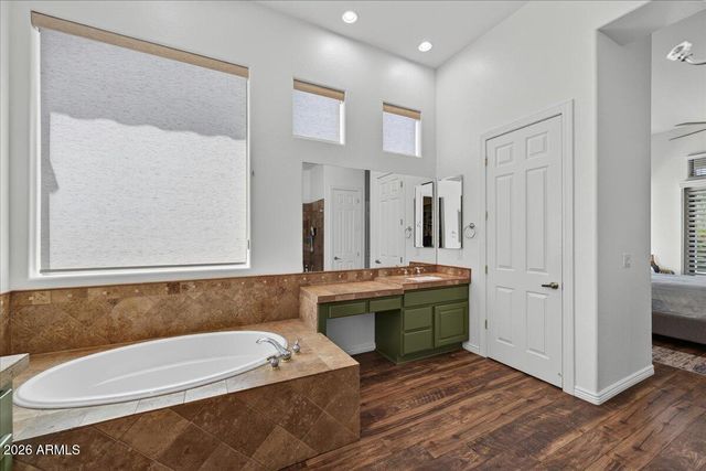 41728 N MOSS SPRINGS Court, Anthem, AZ 85086