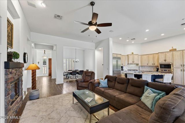 41728 N MOSS SPRINGS Court, Anthem, AZ 85086