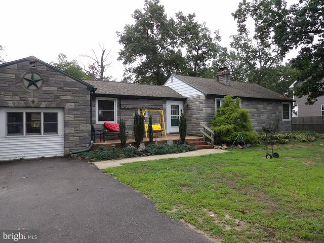 107 PINE LN, Hainesport, NJ 08036