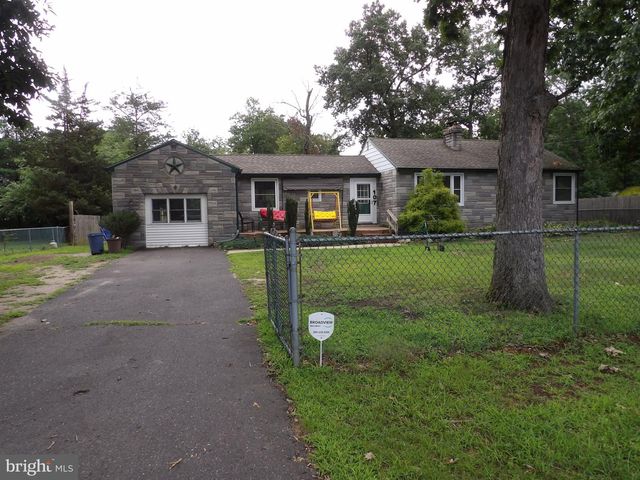 107 PINE LN, Hainesport, NJ 08036