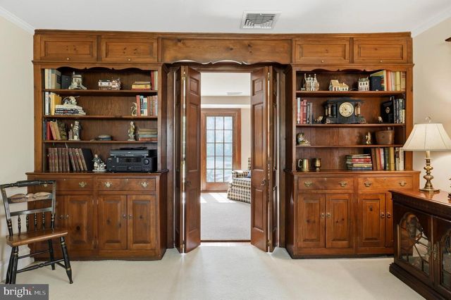 203 FAIRWAY RD, Ambler, PA 19002