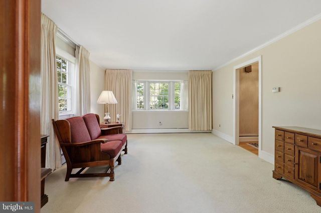 203 FAIRWAY RD, Ambler, PA 19002