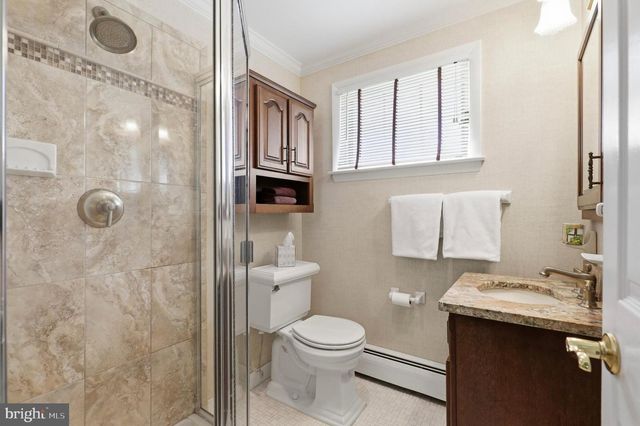 203 FAIRWAY RD, Ambler, PA 19002