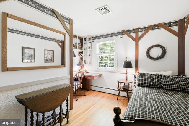 203 FAIRWAY RD, Ambler, PA 19002