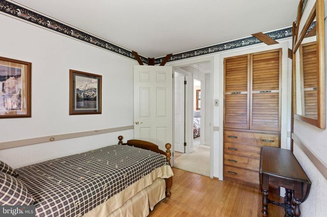 203 FAIRWAY RD, Ambler, PA 19002