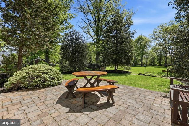 203 FAIRWAY RD, Ambler, PA 19002