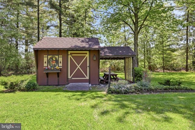 203 FAIRWAY RD, Ambler, PA 19002