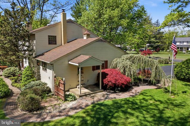 203 FAIRWAY RD, Ambler, PA 19002