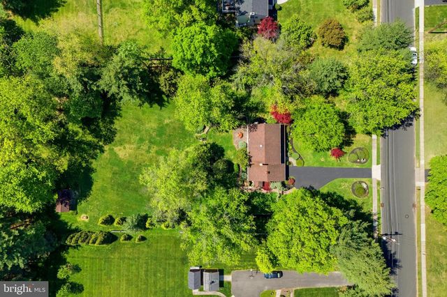203 FAIRWAY RD, Ambler, PA 19002