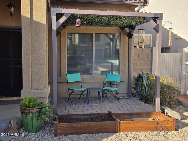 3020 E FRIESS Drive, Phoenix, AZ 85032