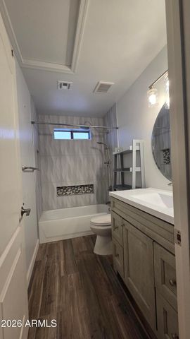 3020 E FRIESS Drive, Phoenix, AZ 85032