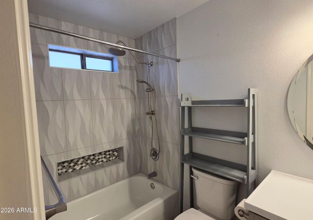 3020 E FRIESS Drive, Phoenix, AZ 85032